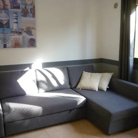 Apartamento Con Piscina