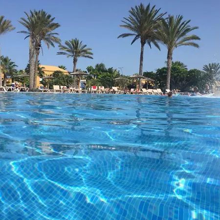 Apartamento Con Piscina