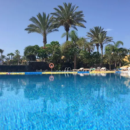 Apartamento Con Piscina